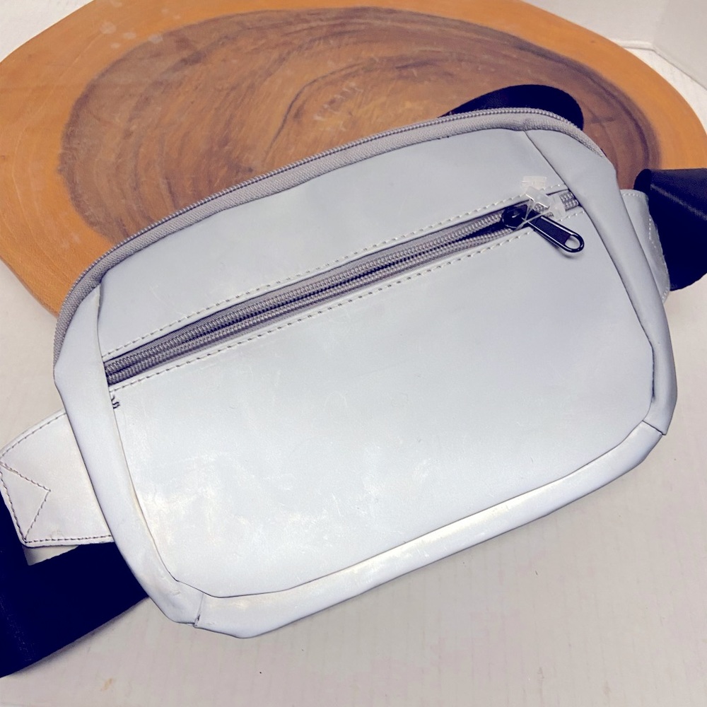 Misguided Reflective Fanny Pack Bum Bag